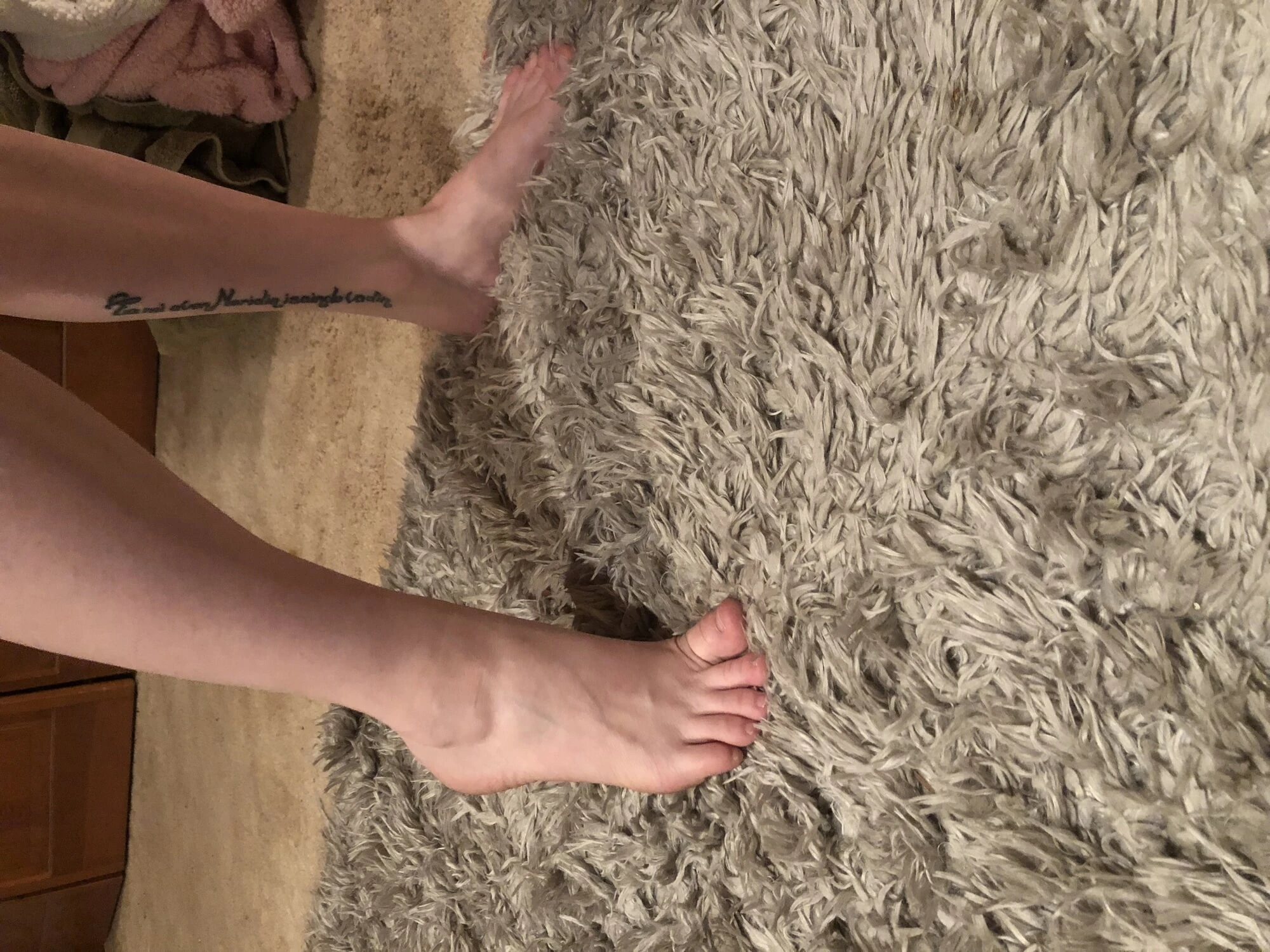 Foot Job photo gallery features various artistic images.